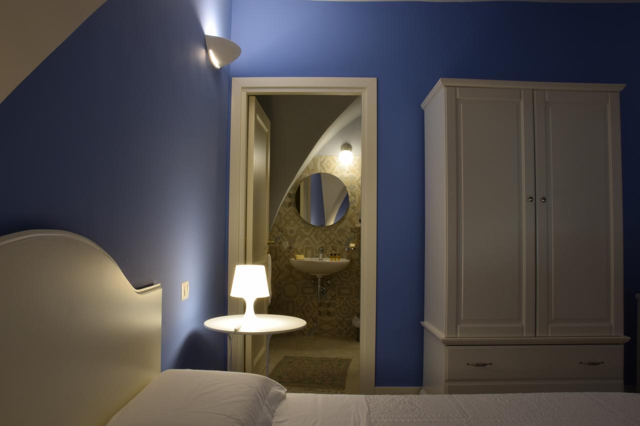 Hotel Residenza Cavour Acireale Zewnętrze zdjęcie